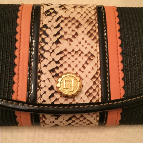 Eric Javitts Woven Clutch - Picture 2 of 3